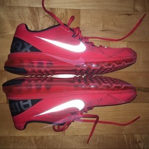 Red Air Max